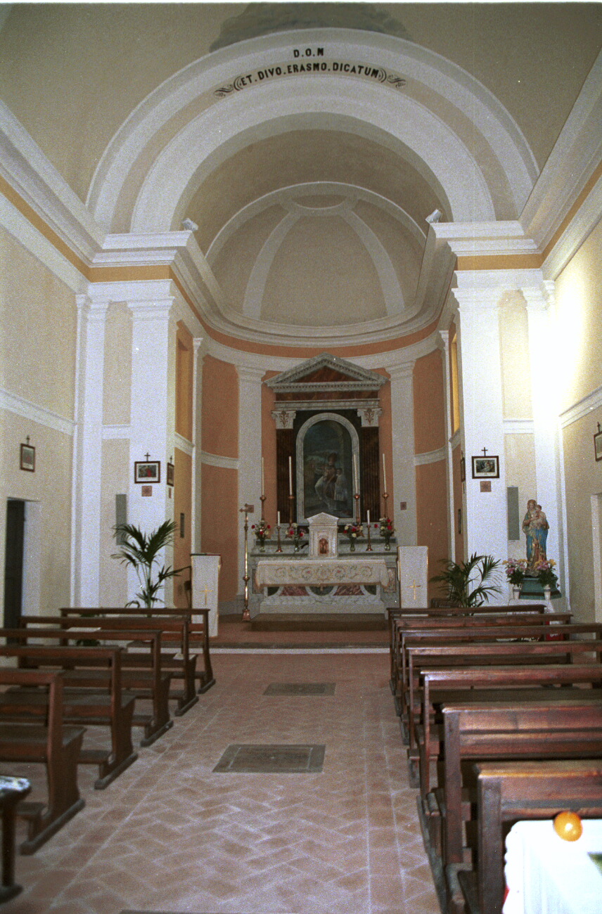 Chiesa S. Erasmo - interno